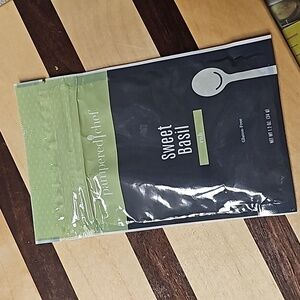 Pampered Chef Sweet Basil Rub